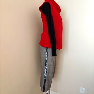 🔴 - Wool Blend Capris with Sequin